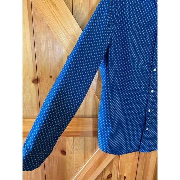 Nautica Men`s Classic-Fit Blue Geo Design Long Sleeve Logo Shirt Medium Pocket - Picture 3 of 7